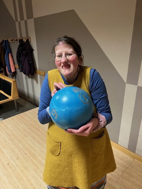 INTENSIVkinder Niedersachsen Kids beim Bowling 3/26